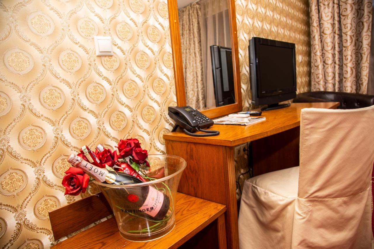 Mountain Boutique Family Hotel Devin Esterno foto