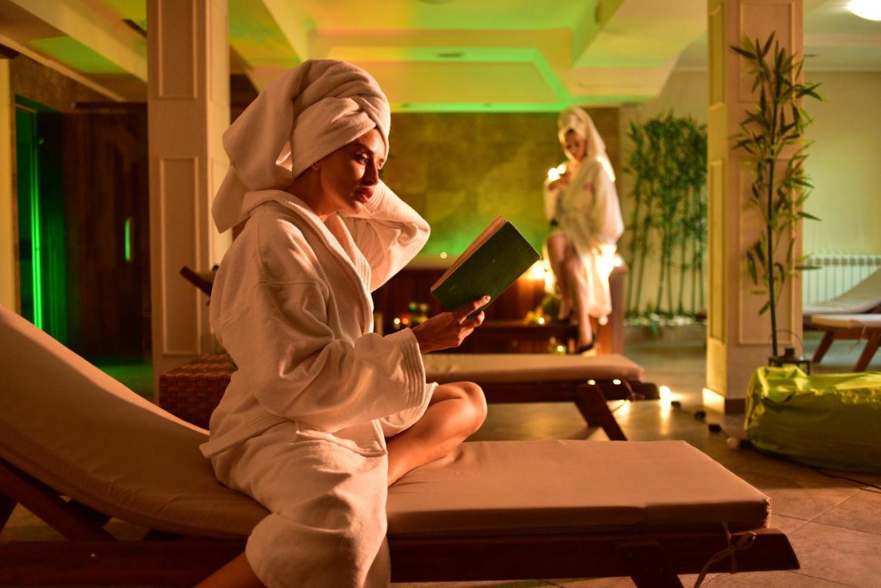 Mountain Boutique Family Hotel Devin Esterno foto